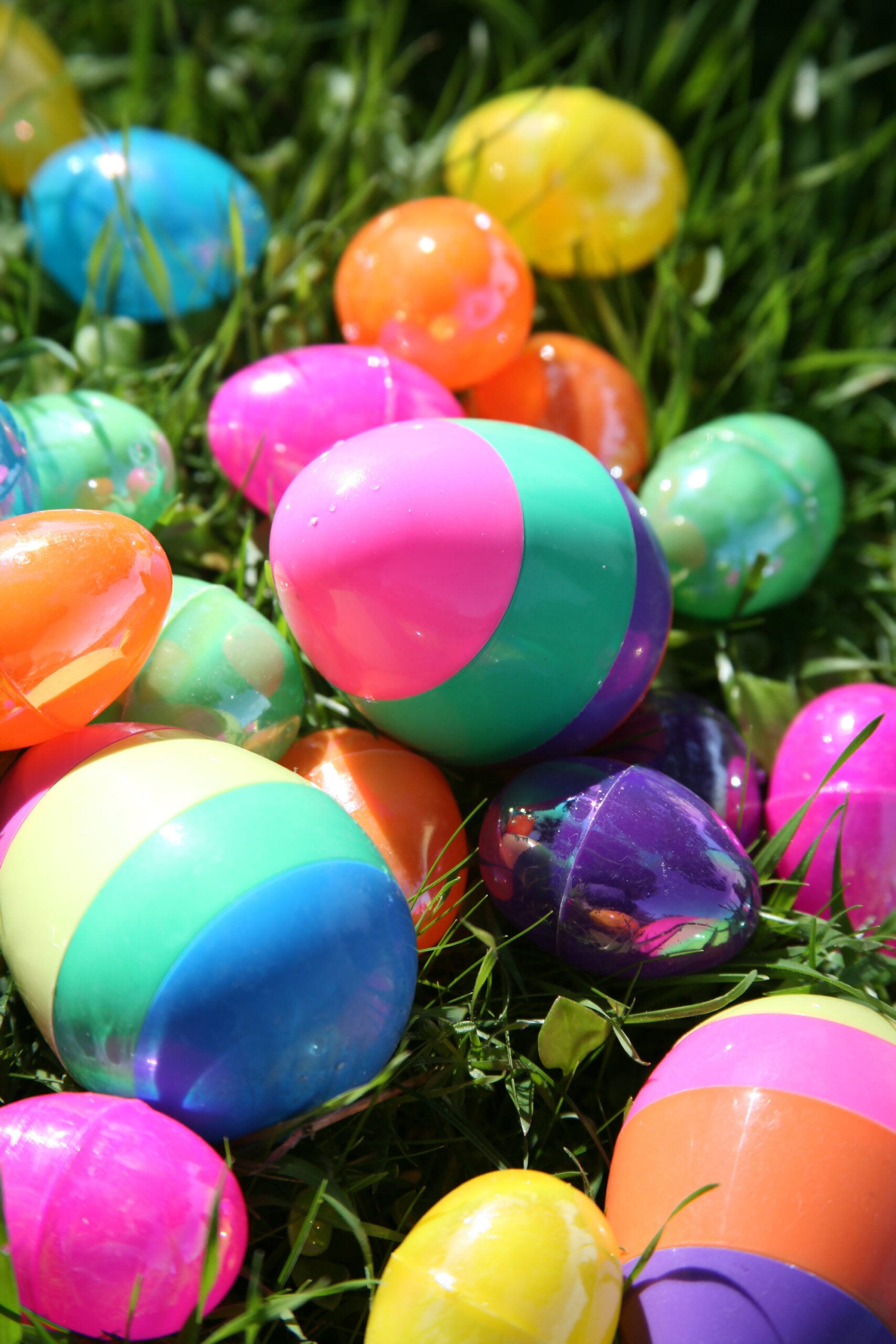 10 Hilarious Easter Egg Games (Easter Egg Olympics)