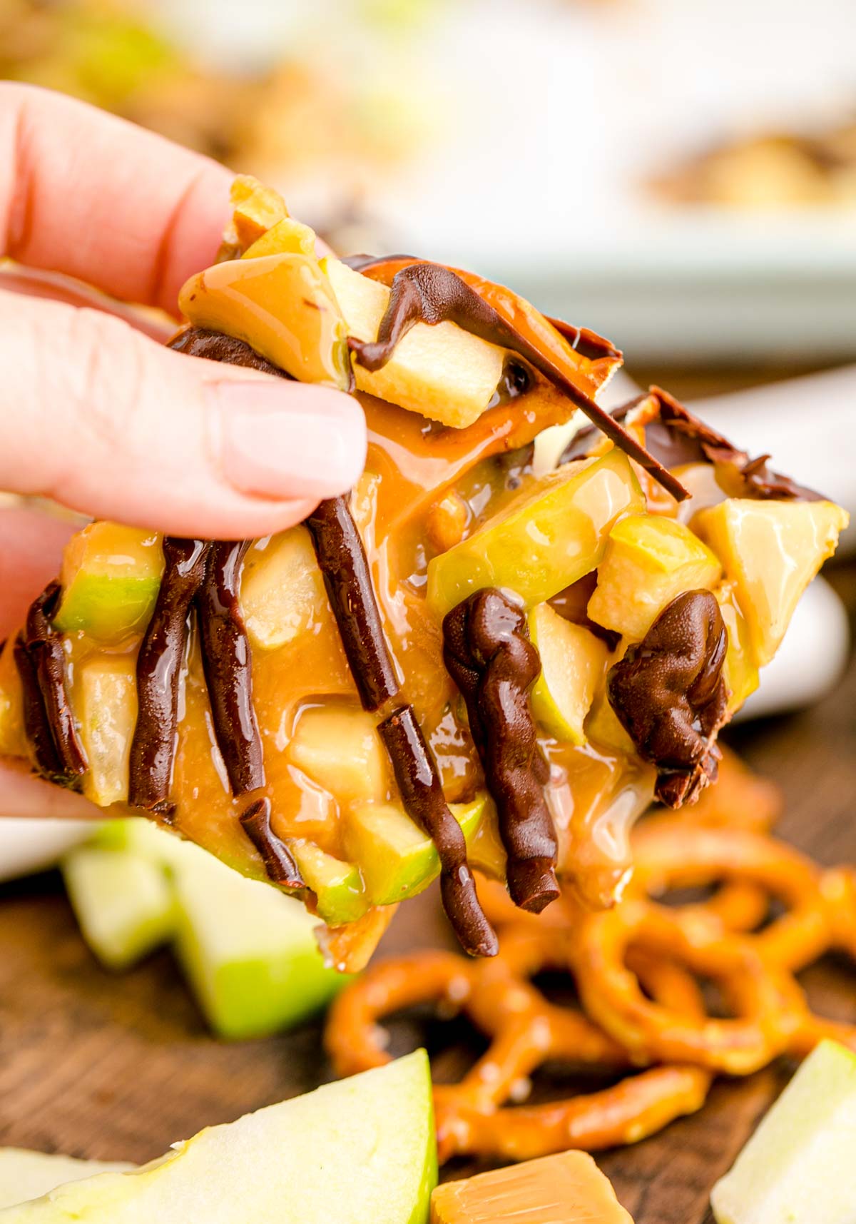 4-Ingredient Caramel Apple Bark