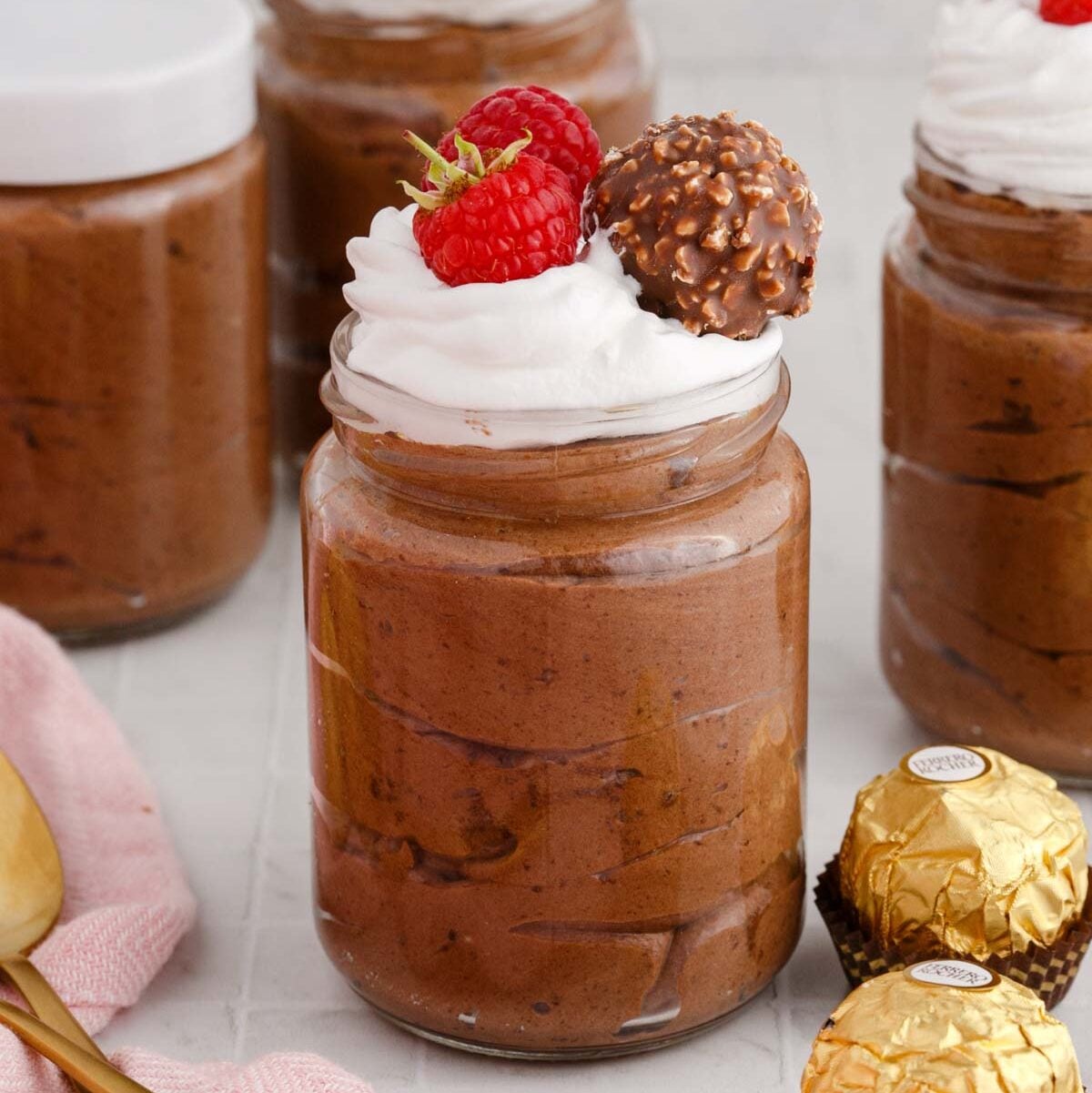 Easy Chocolate Mousse Cups