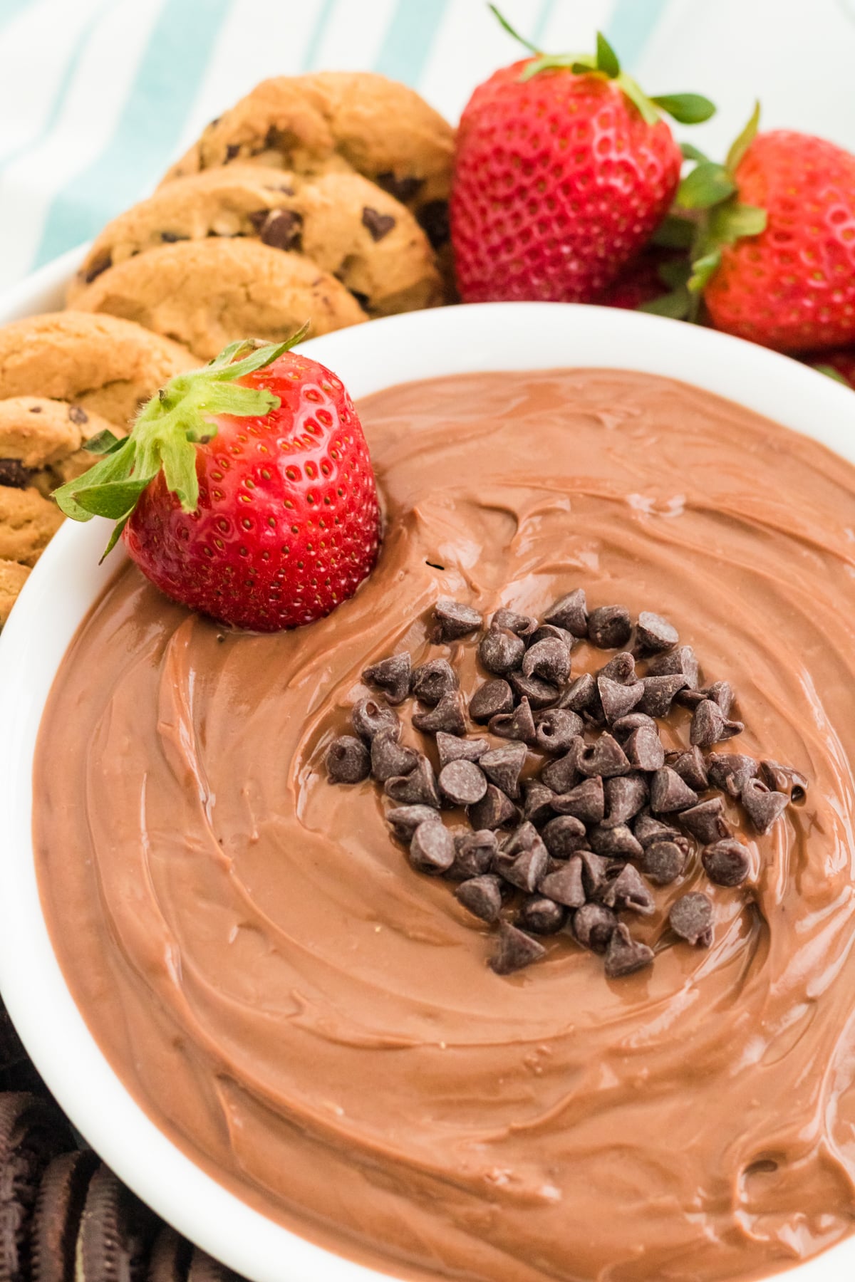 Easy 3-Ingredient Nutella Dip