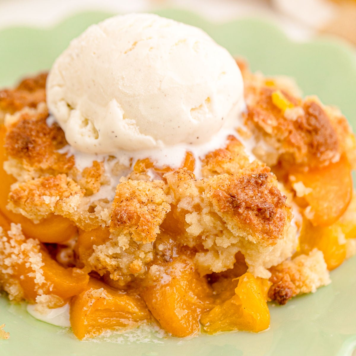 Easy Peach Cobbler