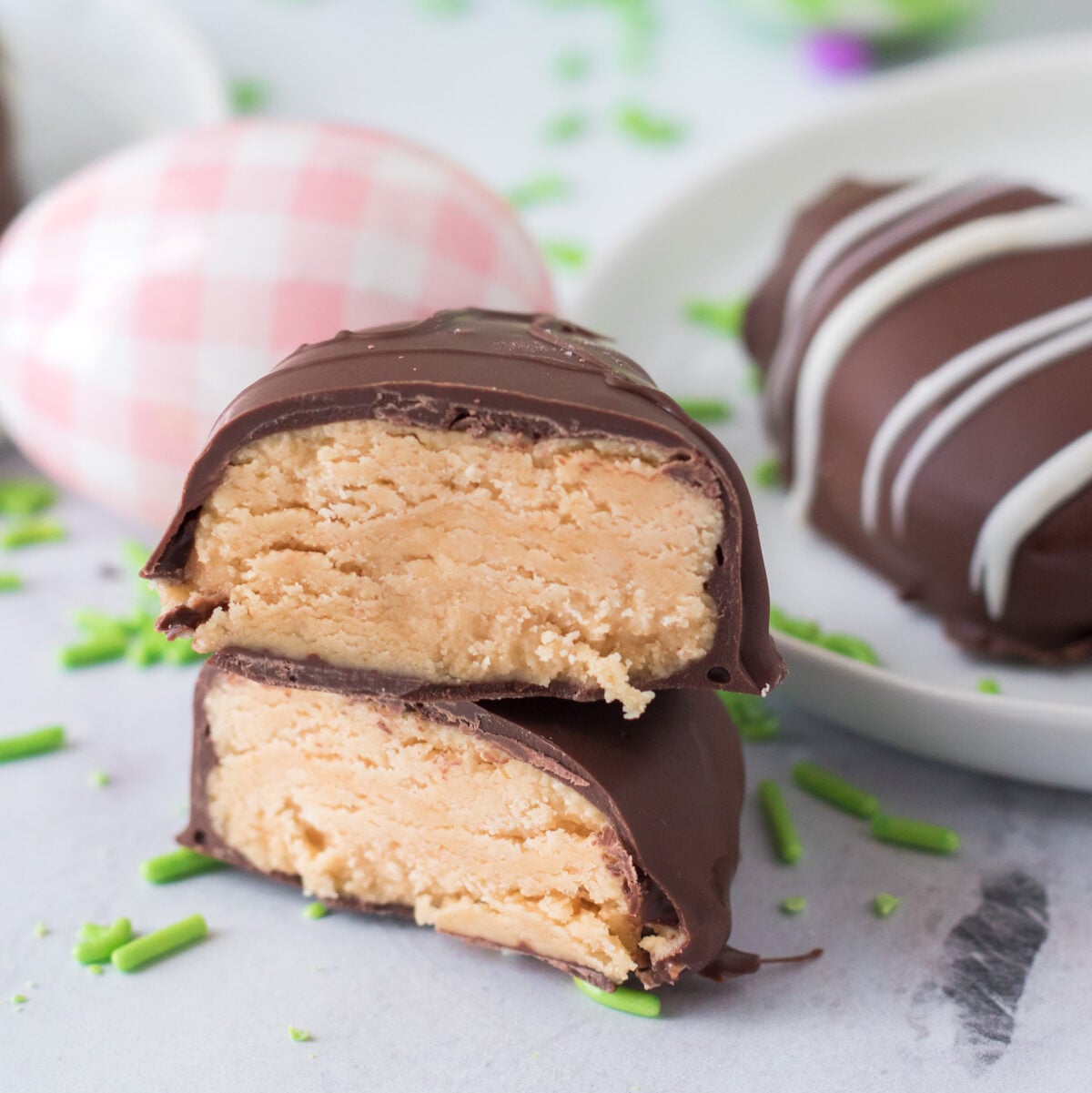 Easy Homemade Peanut Butter Eggs