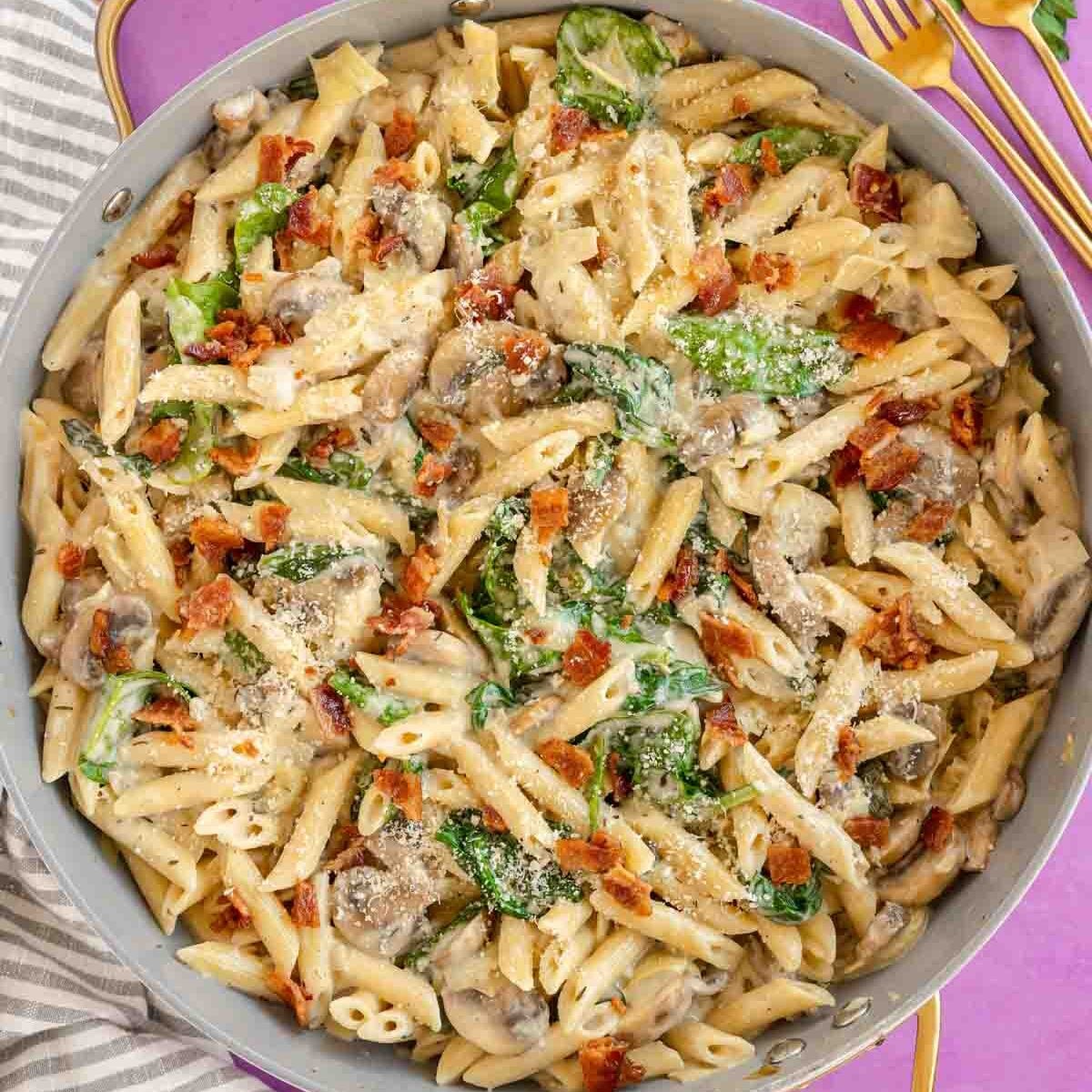 Mushroom Spinach Pasta with Artichokes