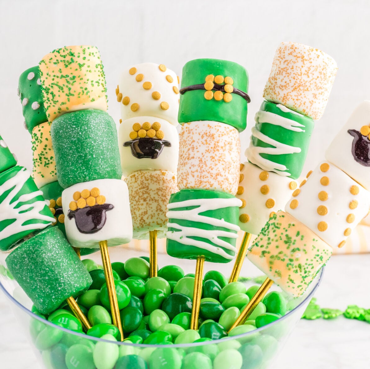 St. Patrick’s Day Marshmallow Pops